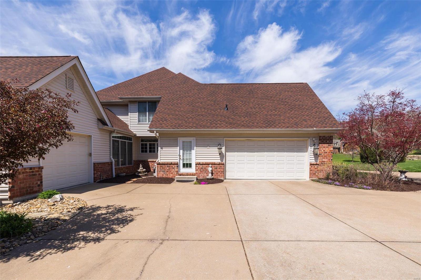 Anton Place - Residential