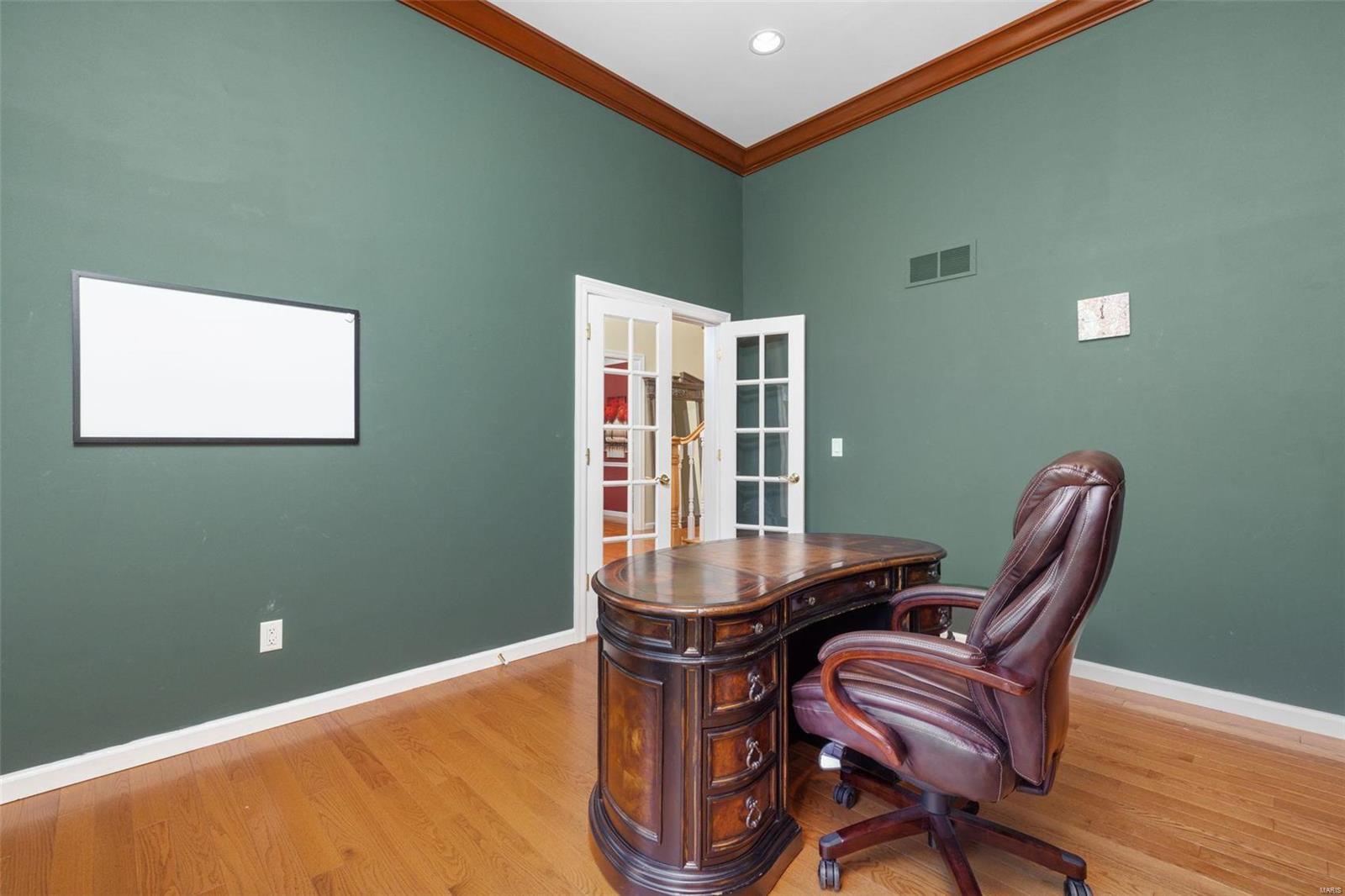 Anton Place - Residential