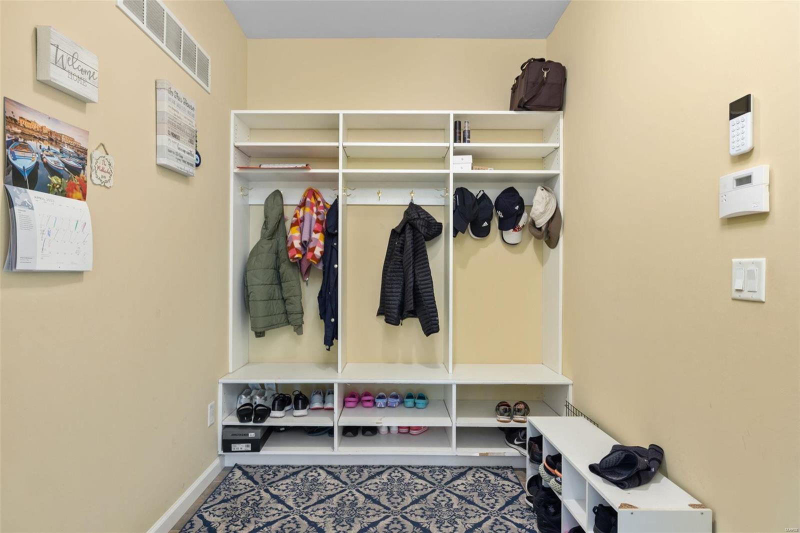 Anton Place - Residential