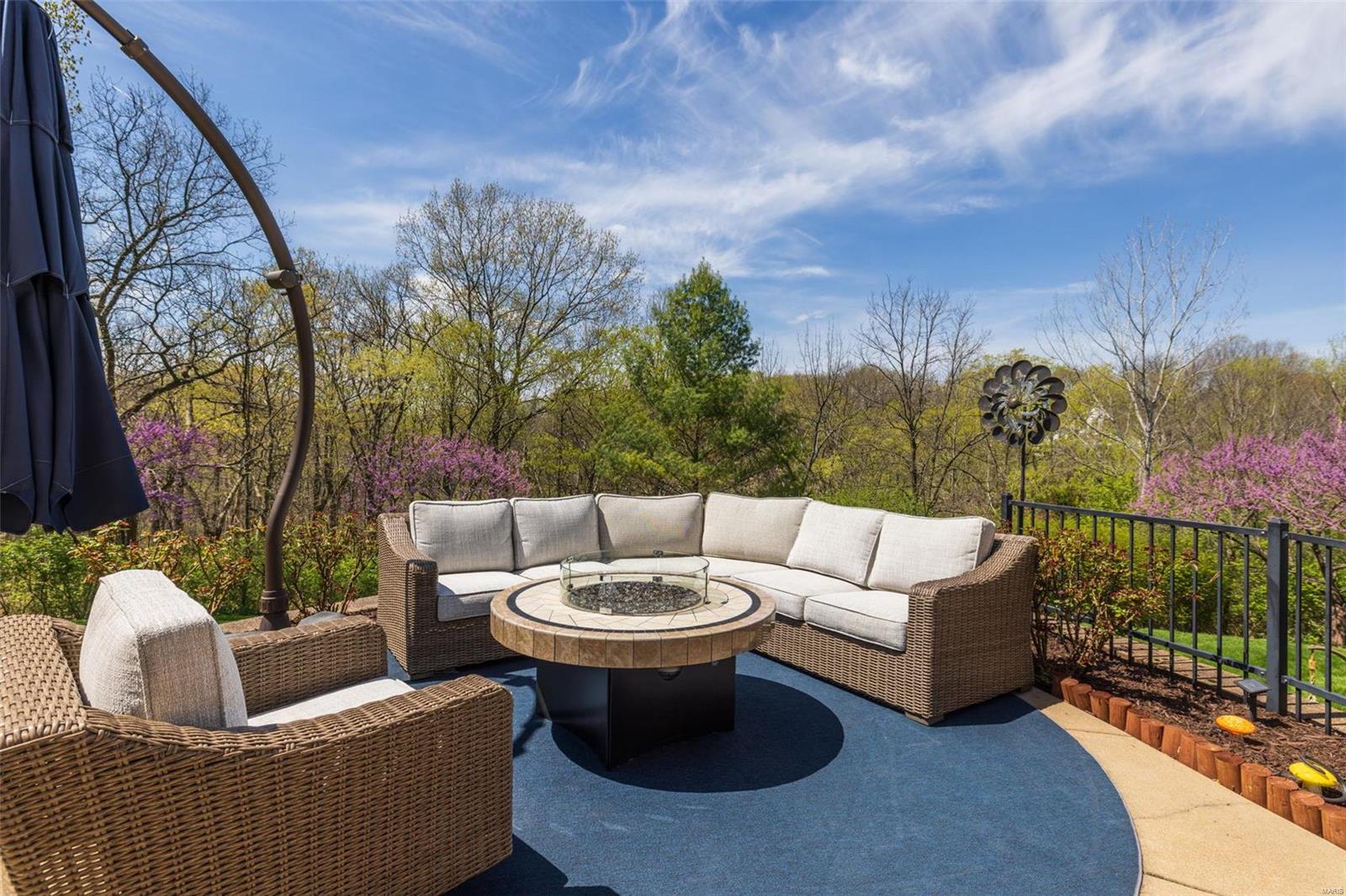 Anton Place - Residential