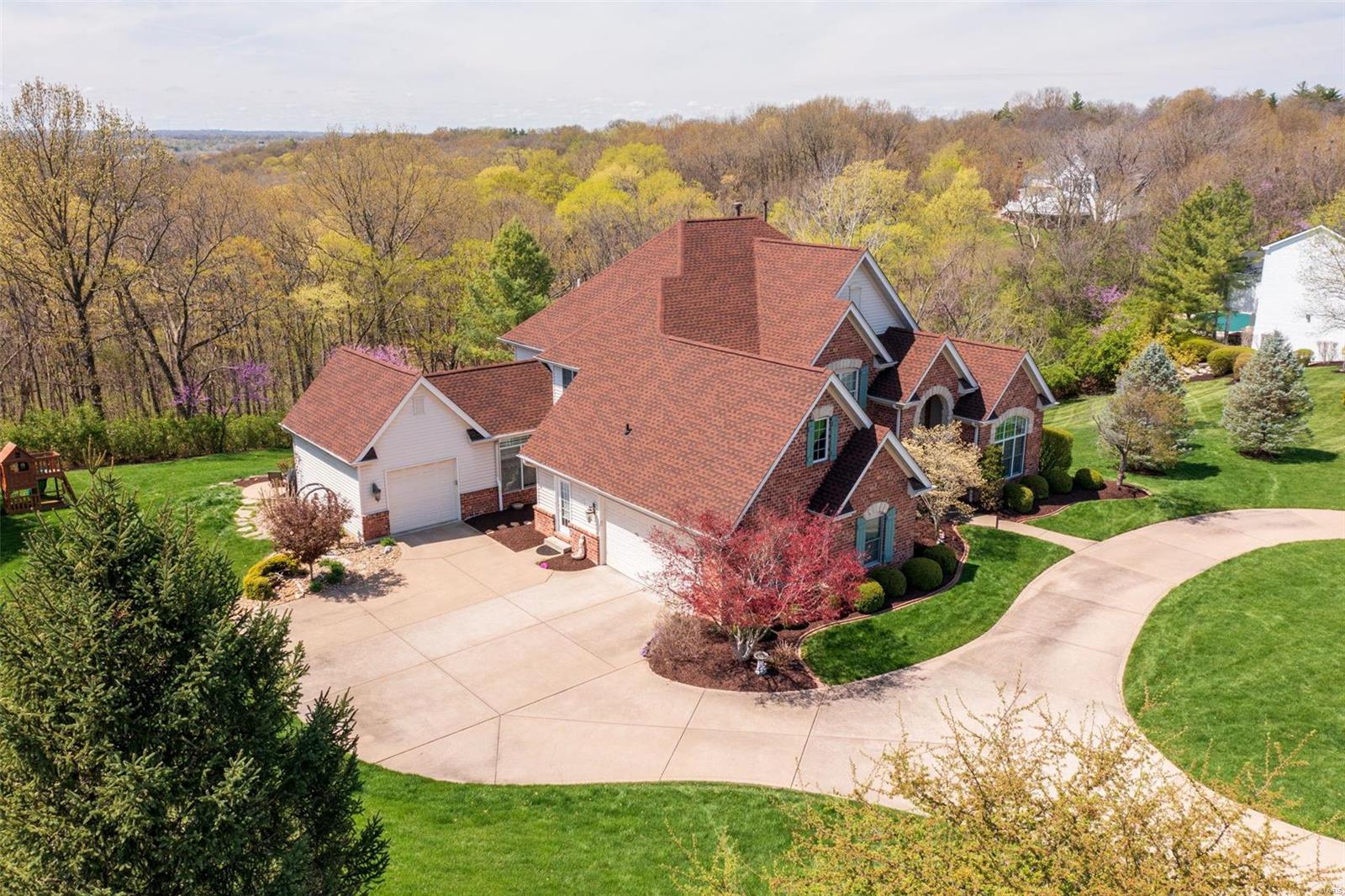 Anton Place - Residential