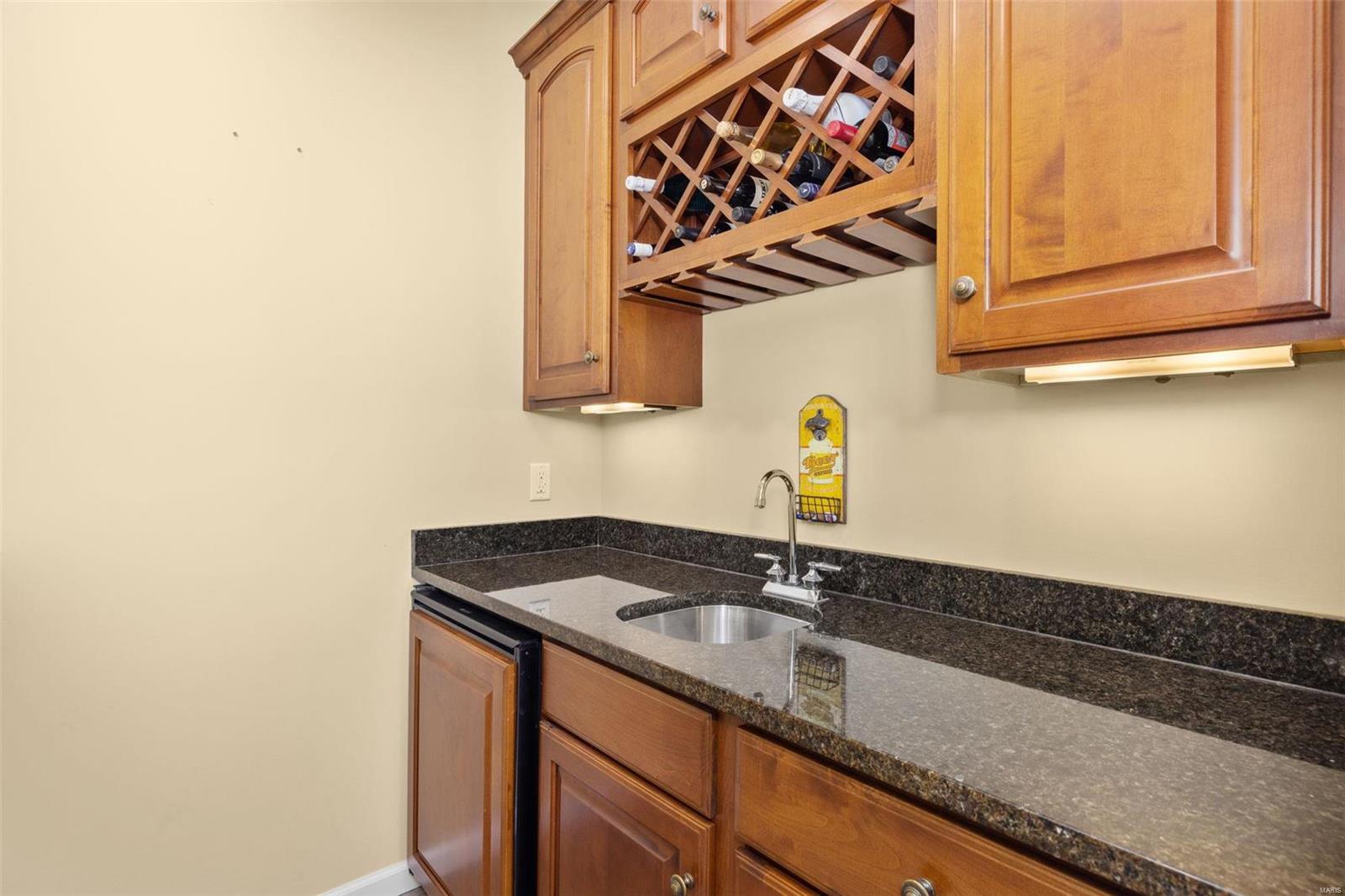 Anton Place - Residential