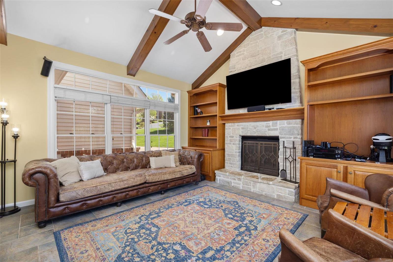 Anton Place - Residential