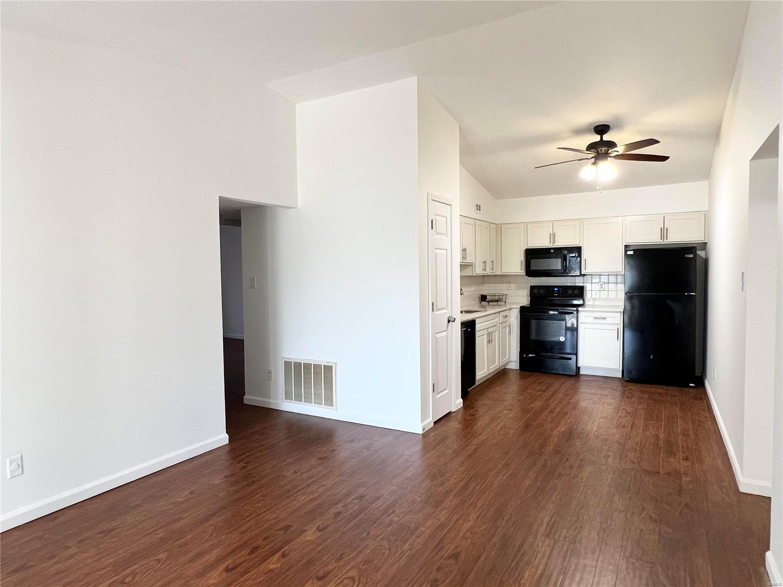 Berview Condo 11 - Residential