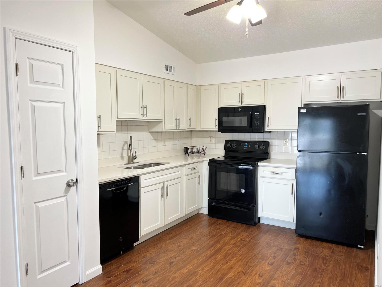 Berview Condo 11 - Residential
