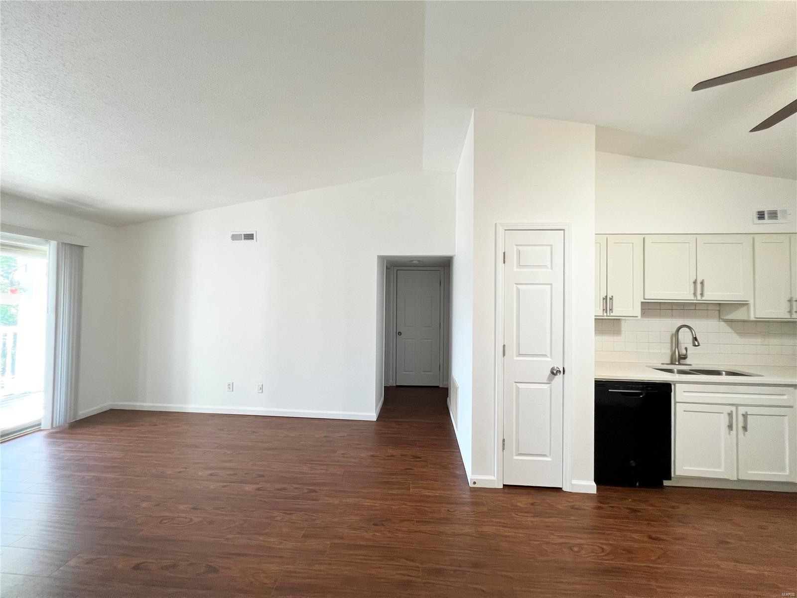 Berview Condo 11 - Residential