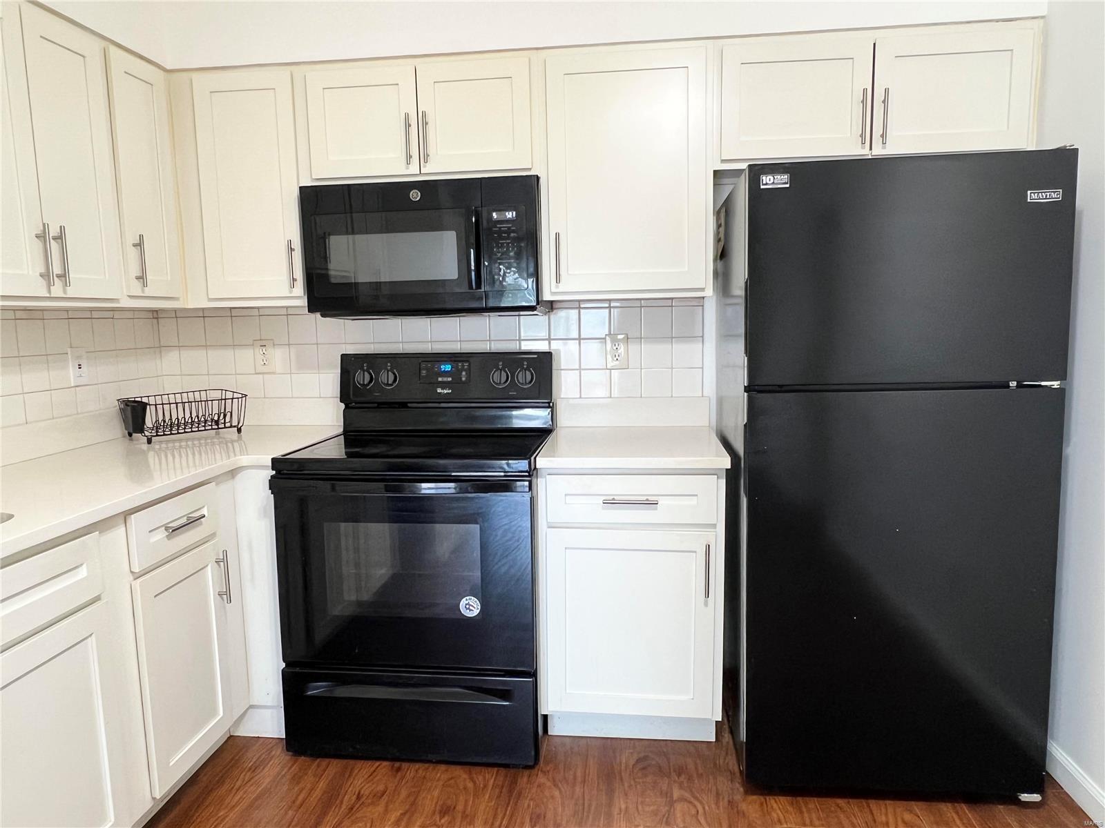 Berview Condo 11 - Residential
