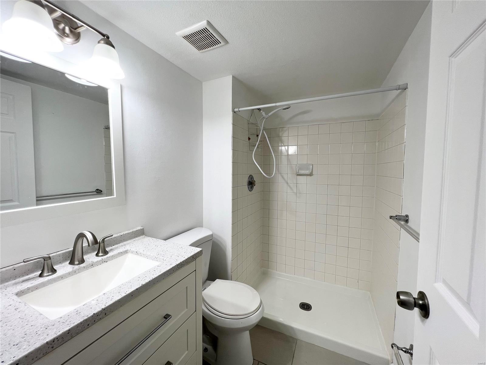 Berview Condo 11 - Residential