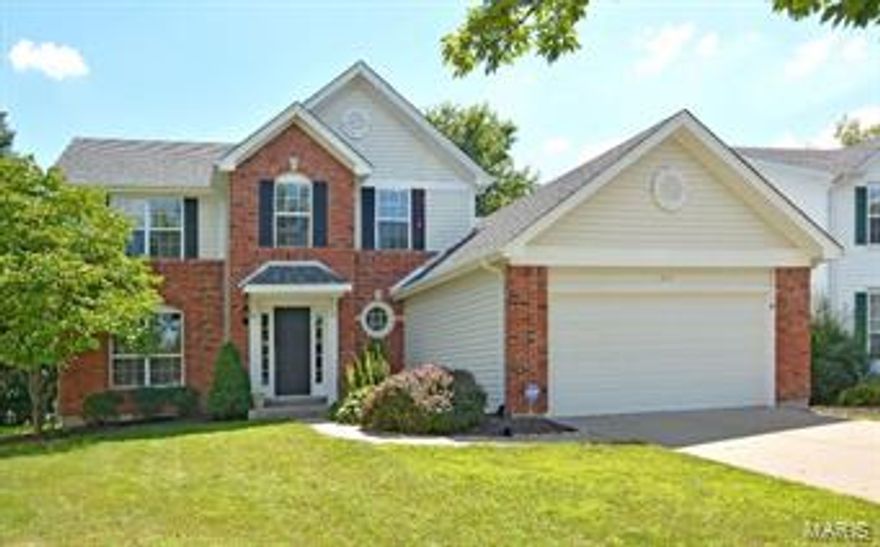 You'll love this 1.5 Story, 4 BR & 3.5 B home nestled on a great lot in the sought after Chesterfield Farms Subdivision. Boasting over 3,200 sq ft of living area, this home has a lot to offer! You will first fall in love with the two story great room featuring center staircase, large windows, sparkling wood floors, and fireplace. Adjacent is the newly remodeled kitchen complete with silestone counters, maple cabinets, breakfast bar, planning desk, 18" ceramic tile and updated SS appliances. Bay door in kitchen leads to patio in park like private back yard w/Rainbow play gym included. The main floor master offers a walk-in closet & luxury bath. Large dining room with wainscoting and crown molding, spacious entryway, half bath, and laundry room complete main floor. Upstairs includes 3 bedrooms and bonus room. Professionally finished lower level boasts enormous rec. room & full bath. Updates include 95% efficiency HVAC, rain sensor sprinkler system & roof. Rockwood Schools! WELCOME HOME!