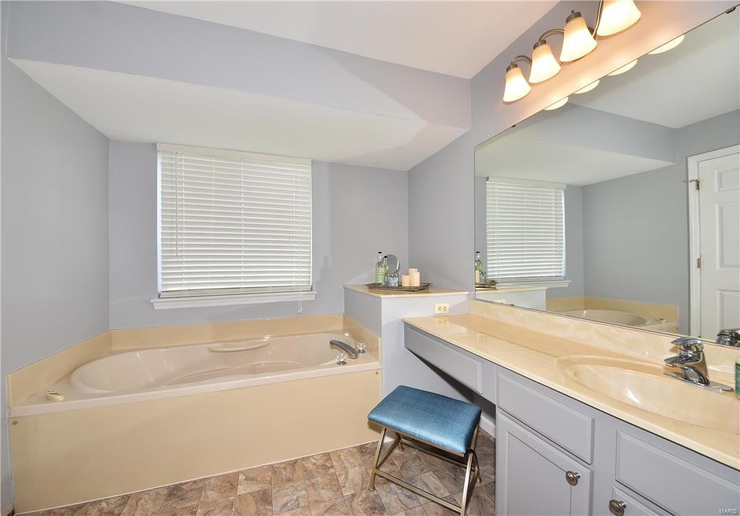 Crescent Oaks Amd - Residential