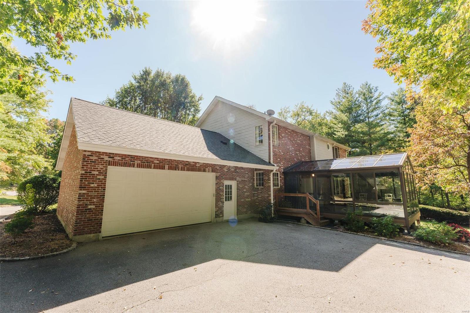 North Pointe Forest - Residential
