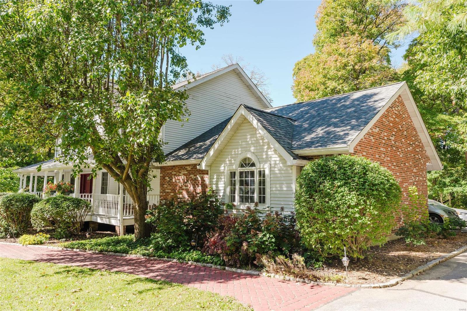 North Pointe Forest - Residential