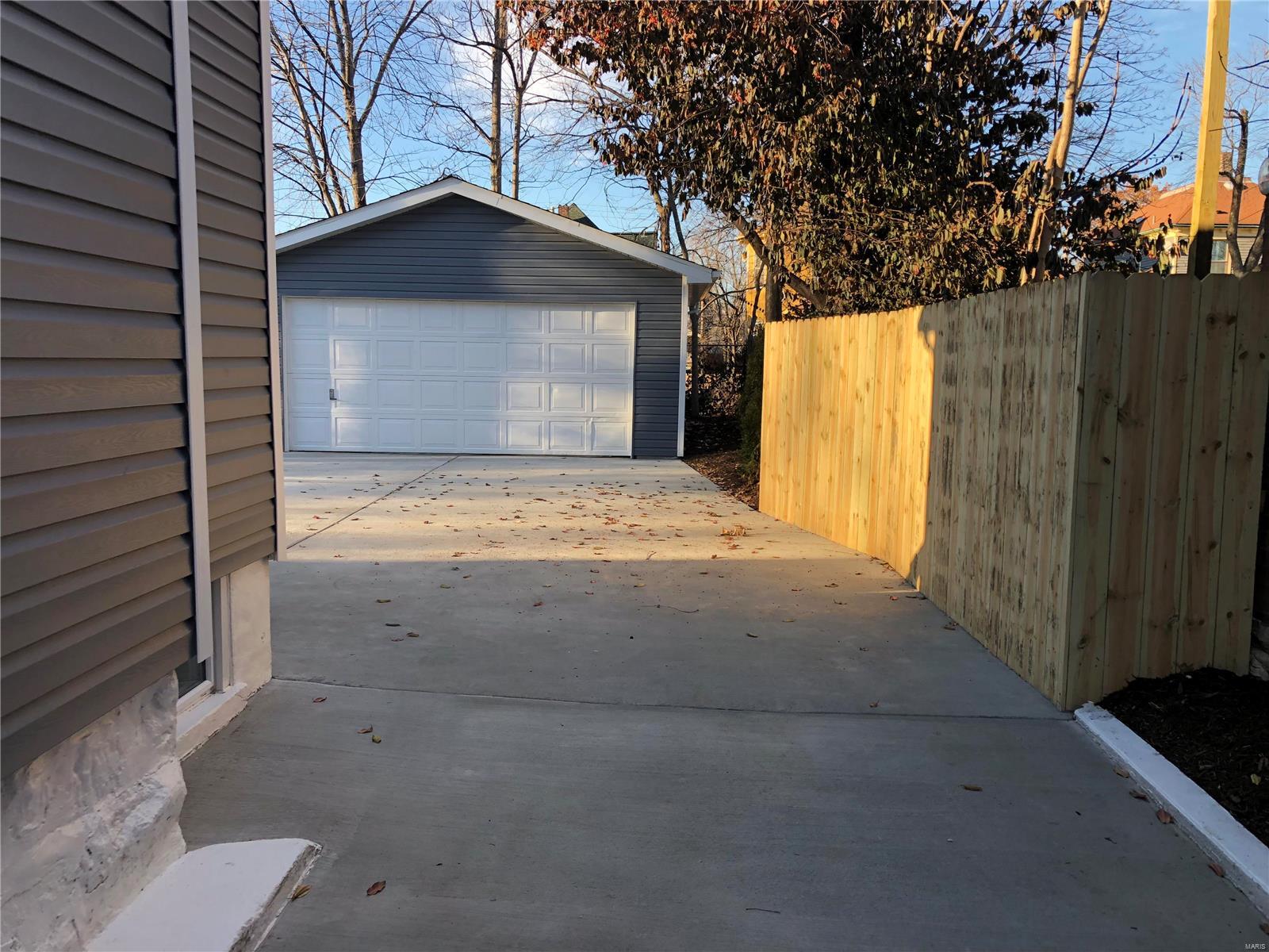 GREENWOOD - Residential
