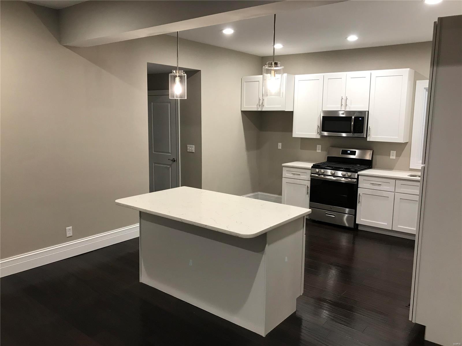 GREENWOOD - Residential