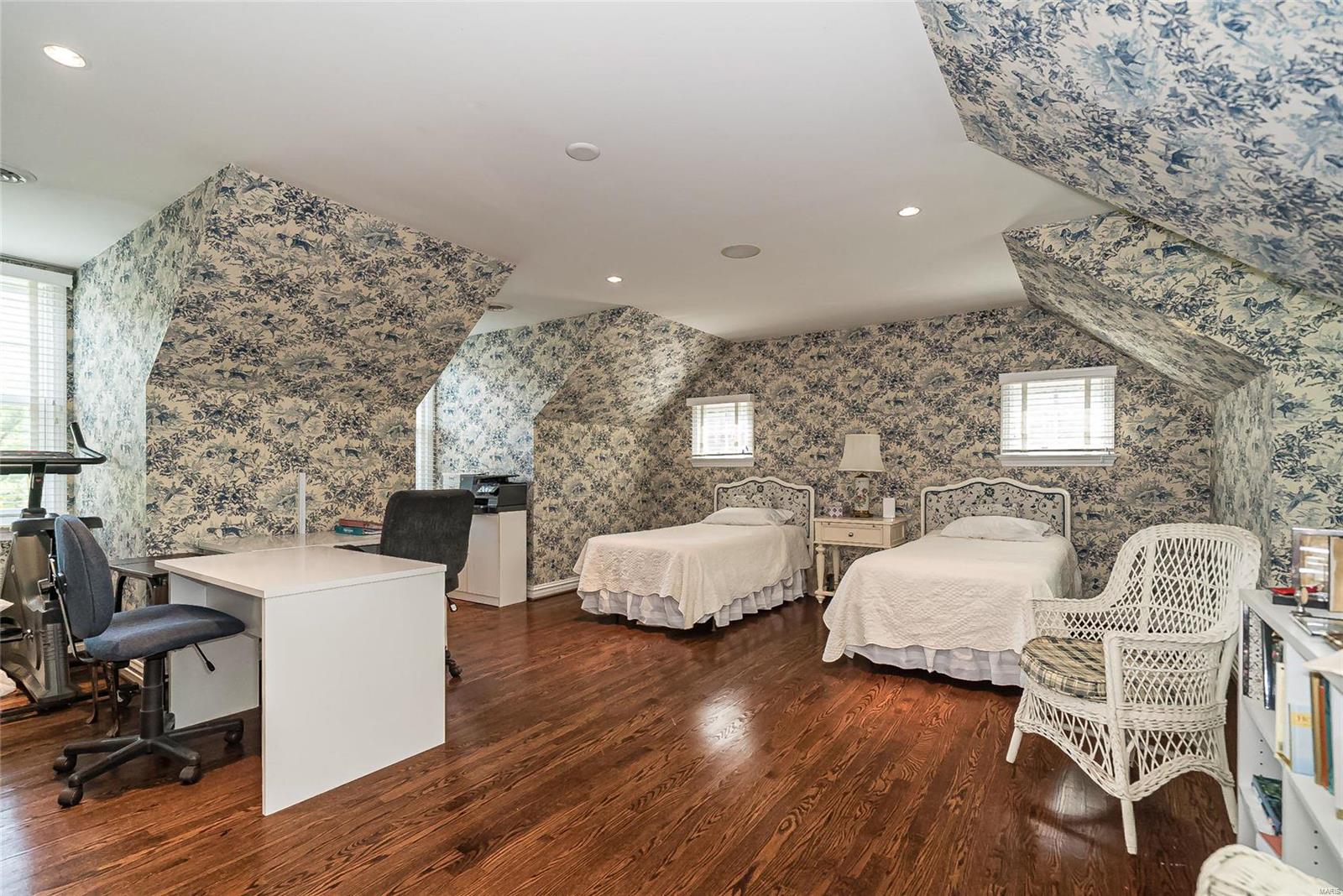 Falzone - Residential