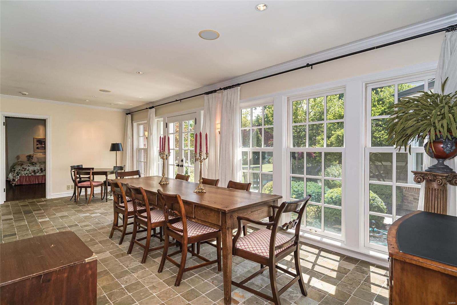 Falzone - Residential