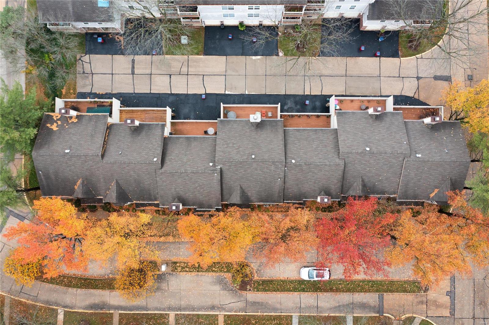 St Louis, Missouri 63119, United States, 3 Bedrooms Bedrooms, ,3 BathroomsBathrooms,Residential,Pending,35400