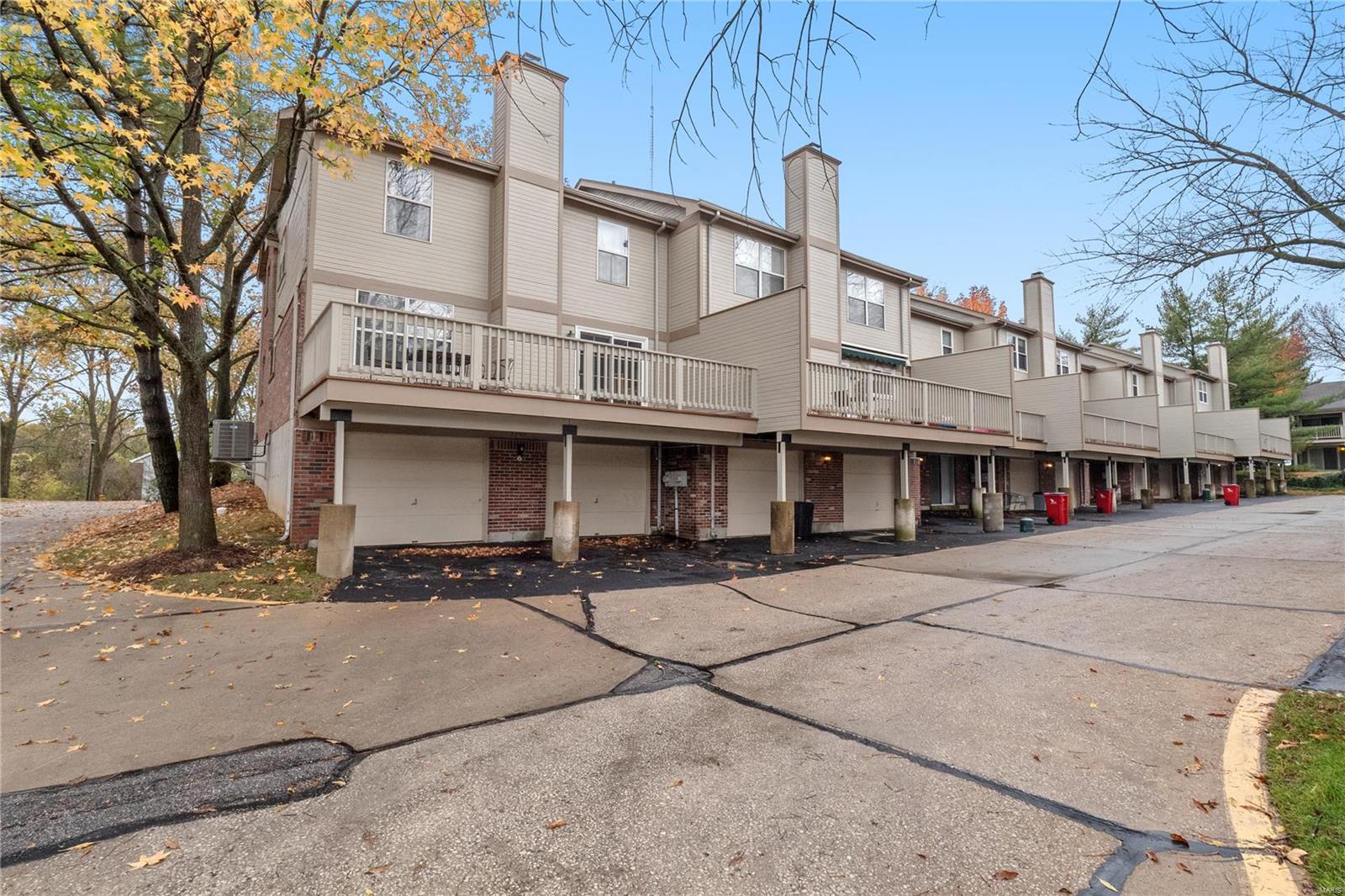 St Louis, Missouri 63119, United States, 3 Bedrooms Bedrooms, ,3 BathroomsBathrooms,Residential,Pending,35400