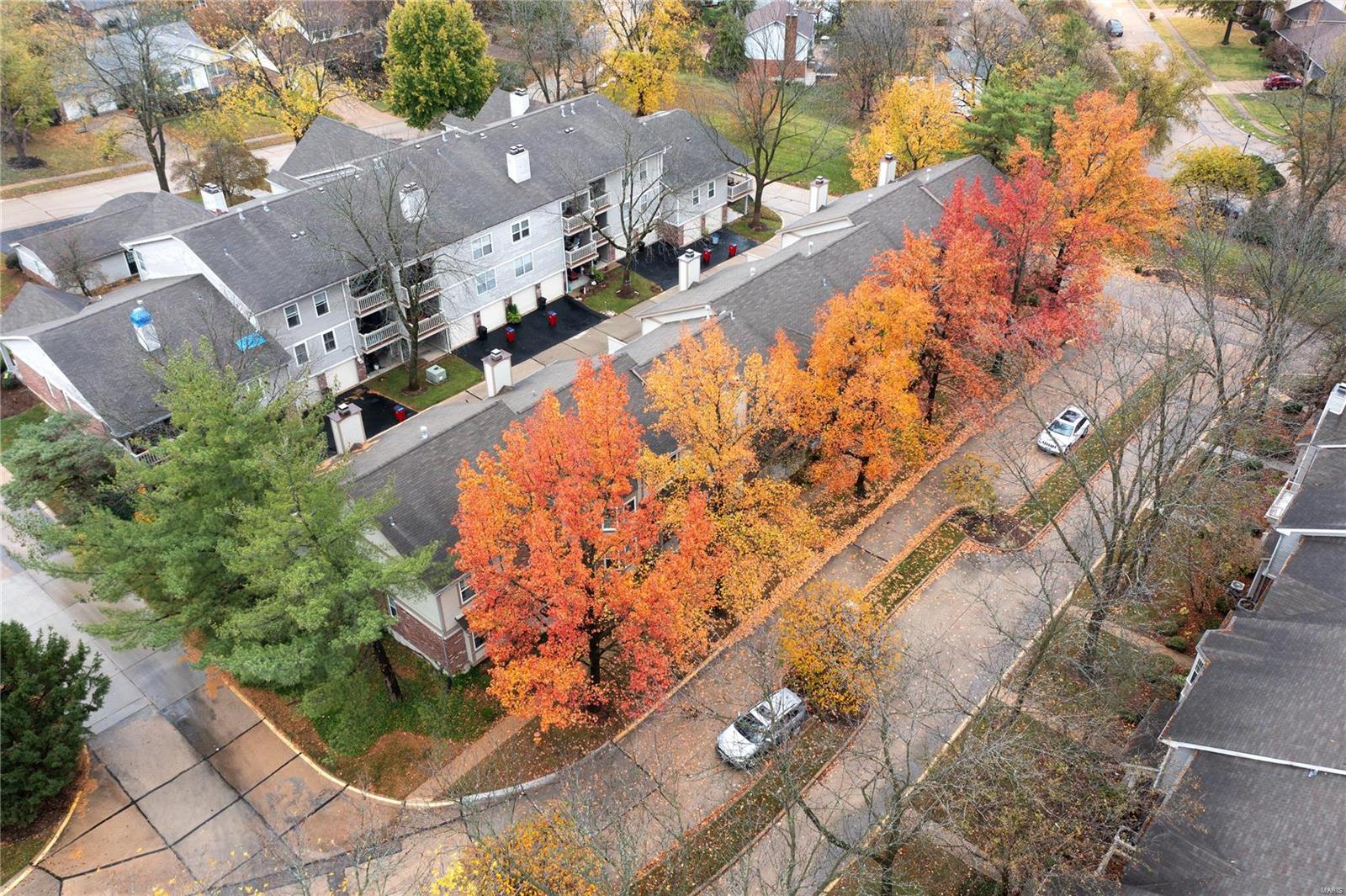 St Louis, Missouri 63119, United States, 3 Bedrooms Bedrooms, ,3 BathroomsBathrooms,Residential,Pending,35400