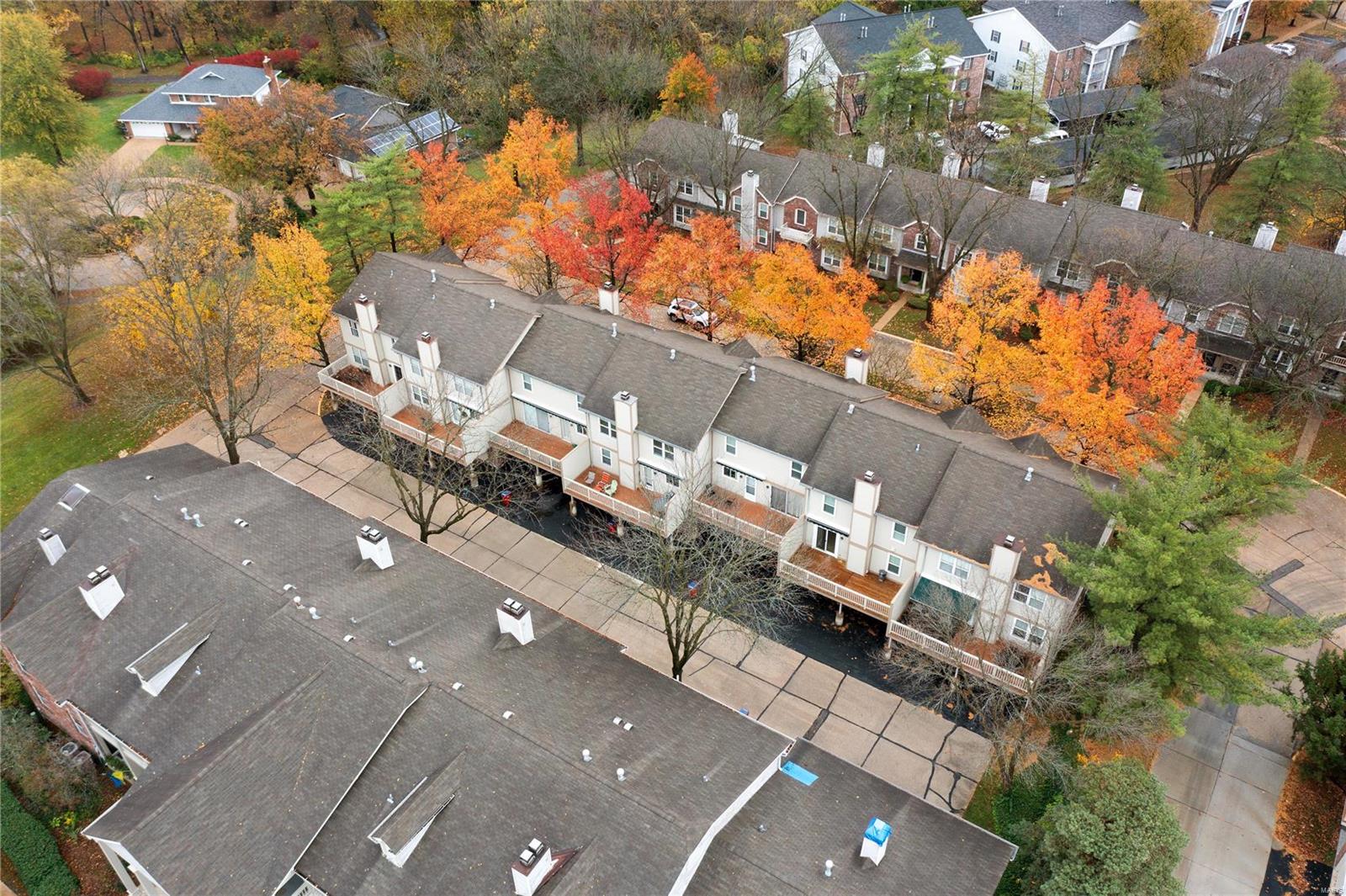 St Louis, Missouri 63119, United States, 3 Bedrooms Bedrooms, ,3 BathroomsBathrooms,Residential,Pending,35400