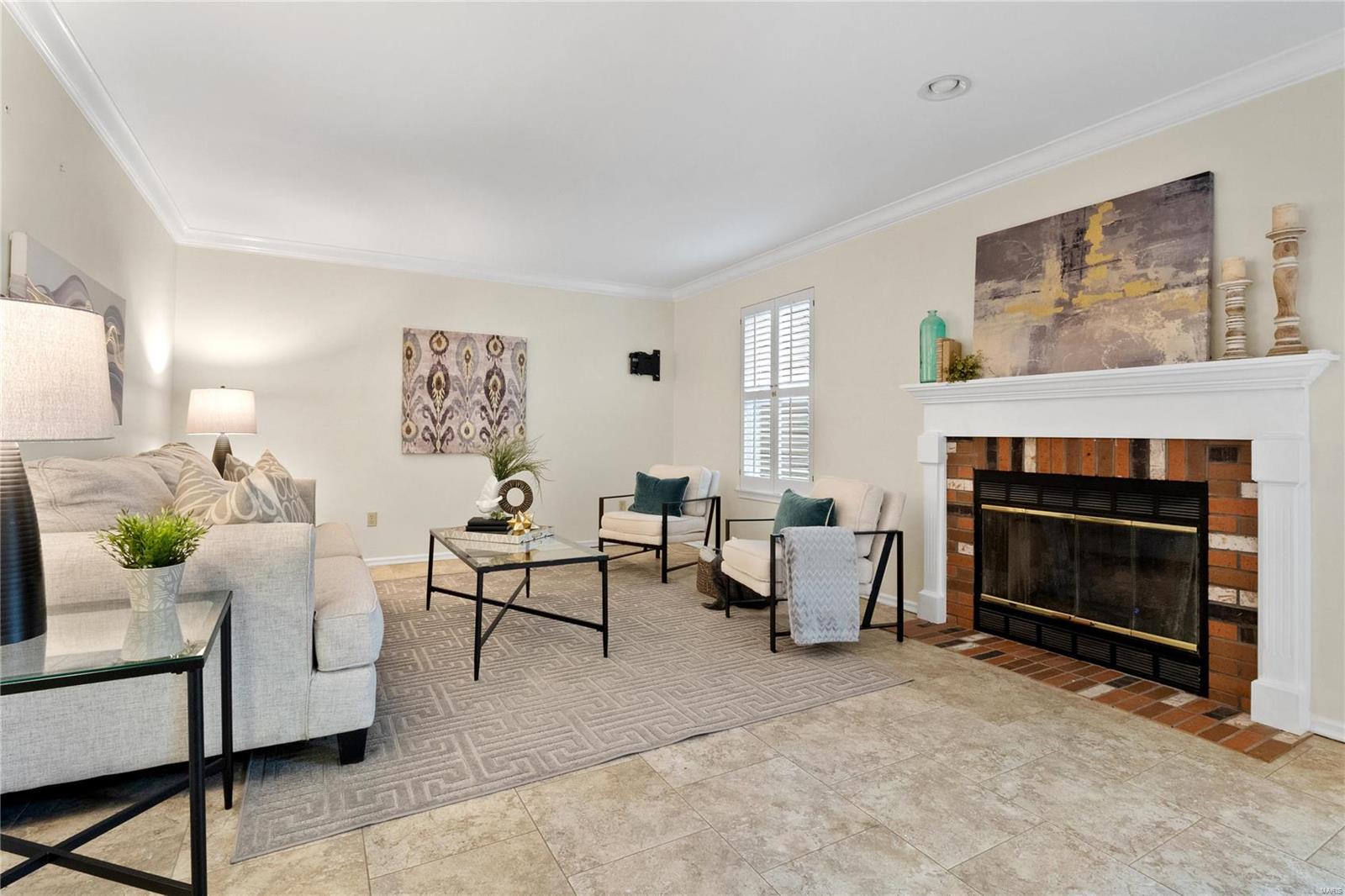 St Louis, Missouri 63119, United States, 3 Bedrooms Bedrooms, ,3 BathroomsBathrooms,Residential,Pending,35400