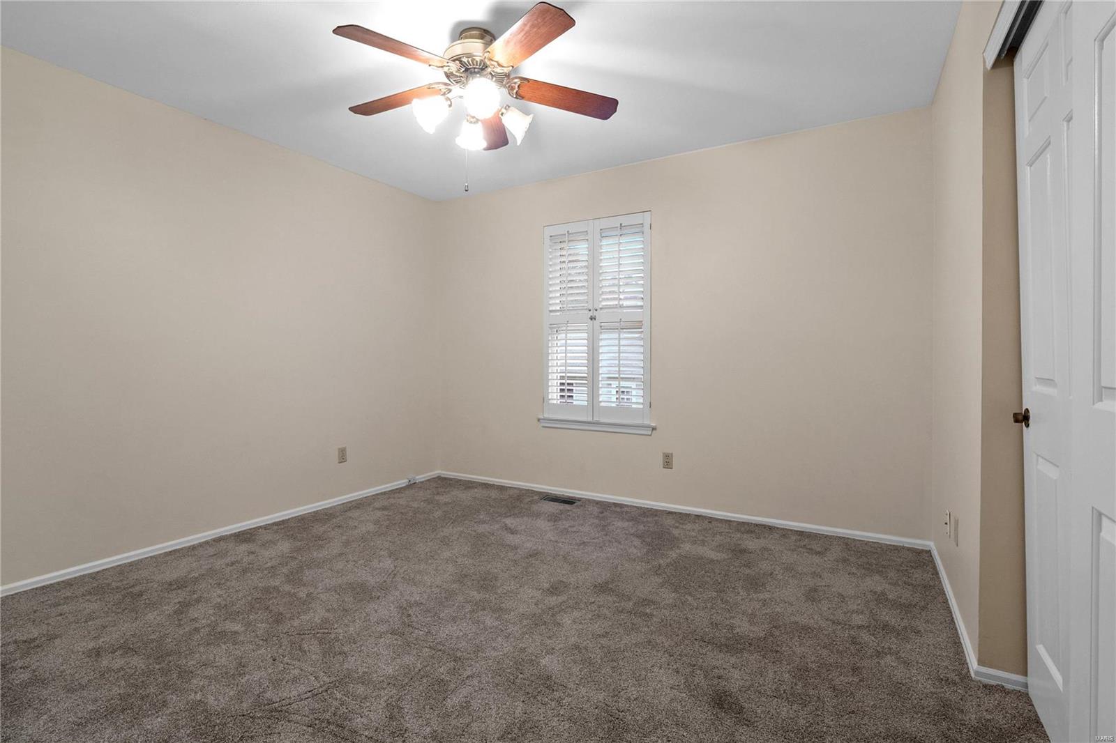 St Louis, Missouri 63119, United States, 3 Bedrooms Bedrooms, ,3 BathroomsBathrooms,Residential,Pending,35400