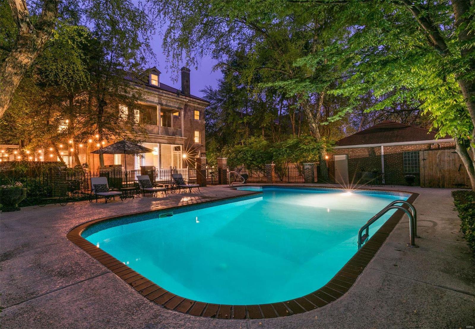 Bell Place - Residential