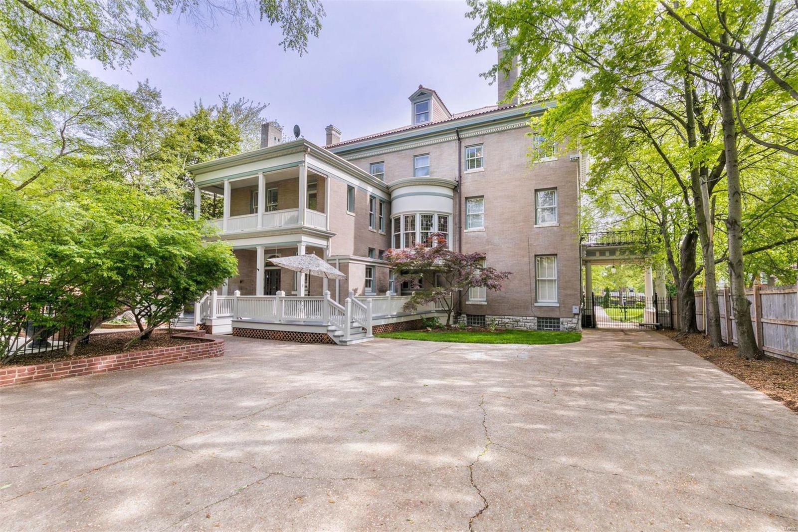 Bell Place - Residential