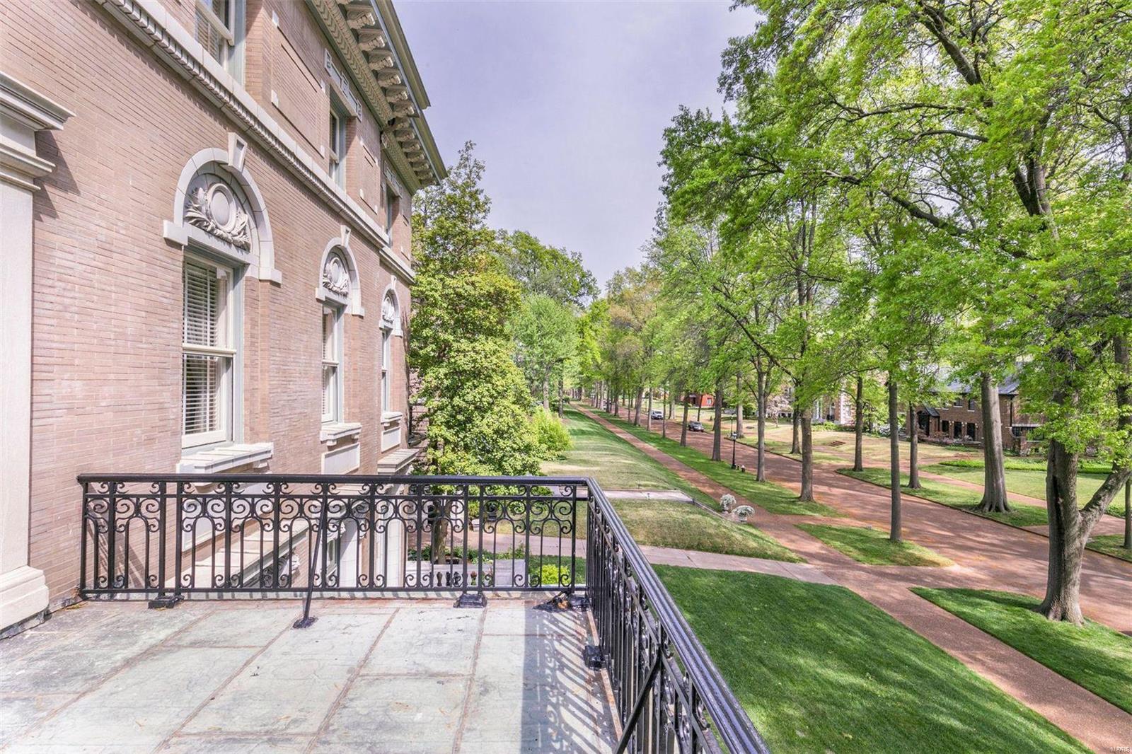 Bell Place - Residential