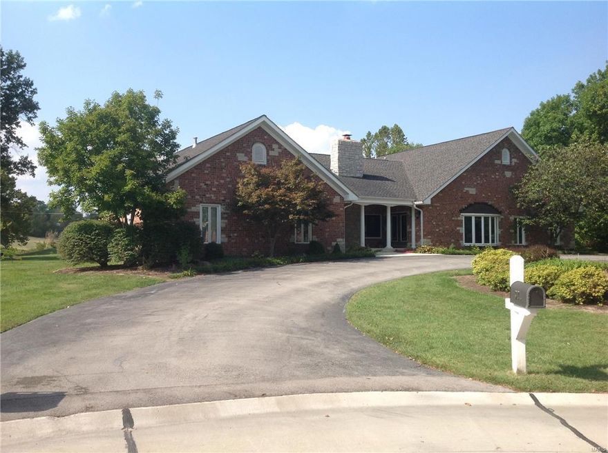 PREMIUM LAKE FRONT LOT W/ GORGEOUS ALL BRICK 1.5 STORY HOME WITH AN UNBELIEVABLE BREATHTAKING SETTING!
THIS HOME BOASTS APPROXIMATELY 4092 SQUARE FEET ON THE MAIN AND UPPER LEVELS WITH ROOM FOR EXPANSION IN THE LOWER LEVEL. THIS HOME HAS 5 SPACIOUS  BEDROOMS WITH 4 1/2 BATHROOMS AND A 5 CAR GARAGE WITH 2 being OVERSIZED DEEP BAY FOR LARGE BOAT. THIS AMAZING HOME IS SITUATED DIRECTLY BY A 23 ACRE "CARYLE LAKE", A PRIVATE LAKE FOR WESTCHESTER ESTATE RESIDENTS. RESIDENTS MAY ENJOY ALL TYPES OF WATER ACTIVITIES INCLUDING PADDLE BOARDING,FISHING,BOATING AND WATER SKIING! VERY OPEN FLOOR PLAN WITH LOTS OF NATURAL LIGHT! HURRY !!! DO NOT MISS THIS RARE OPPORTUNITY ! Additional Rooms: Mud Room