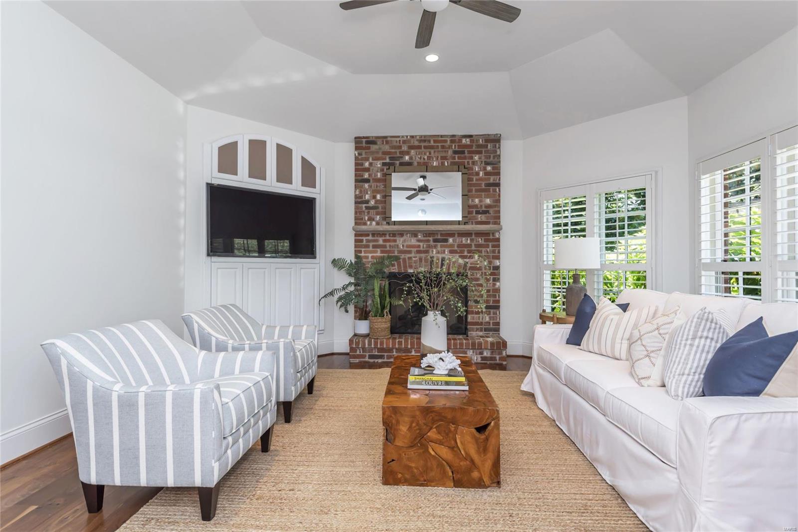 Hawthorne Meadow - Residential