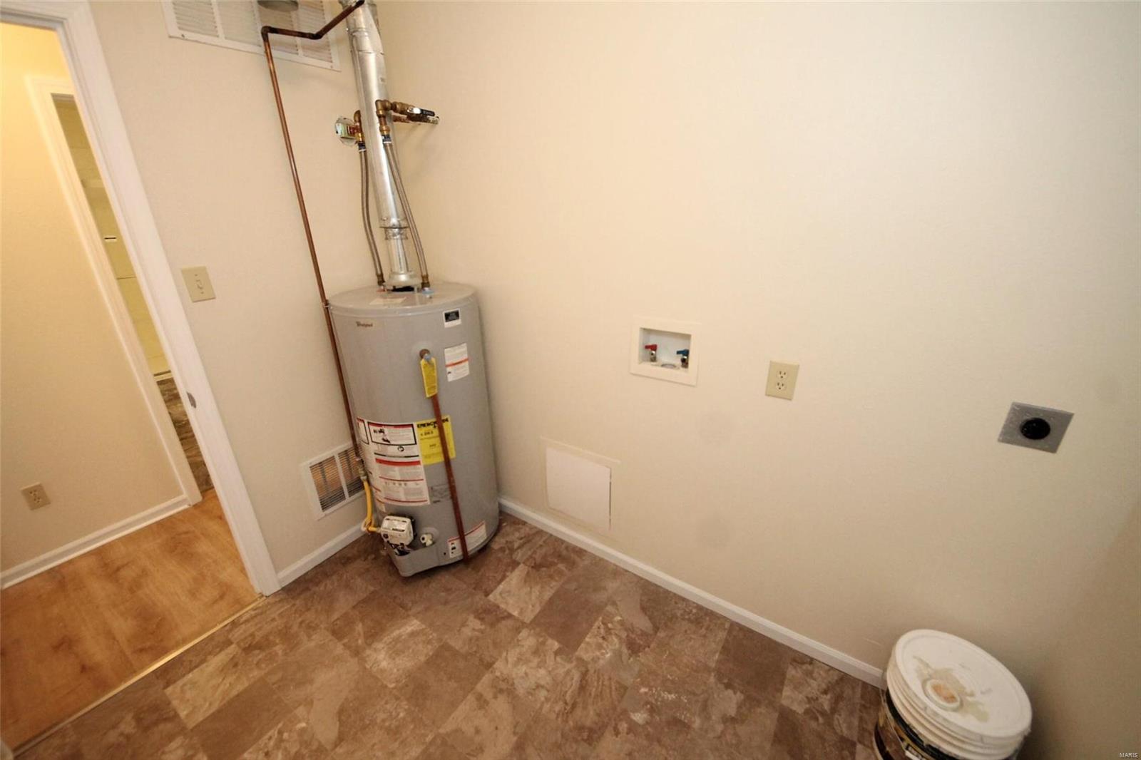 Carlton Glen Estate - Residential