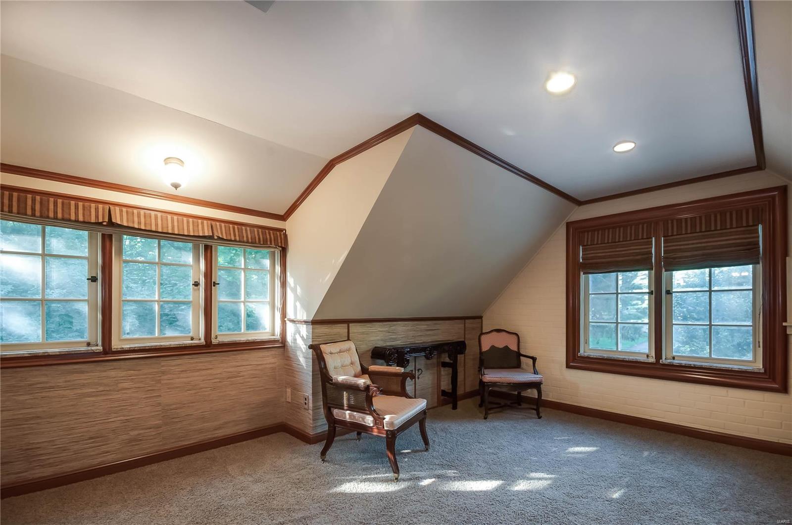 La Hacienda - Residential