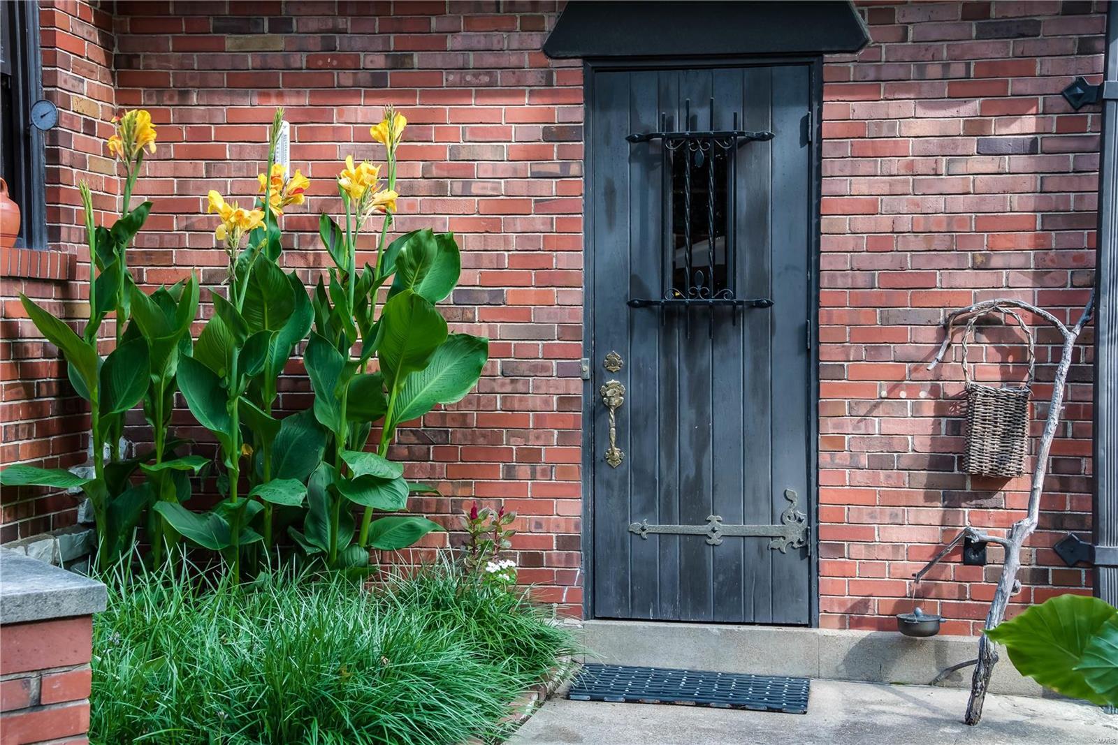 La Hacienda - Residential