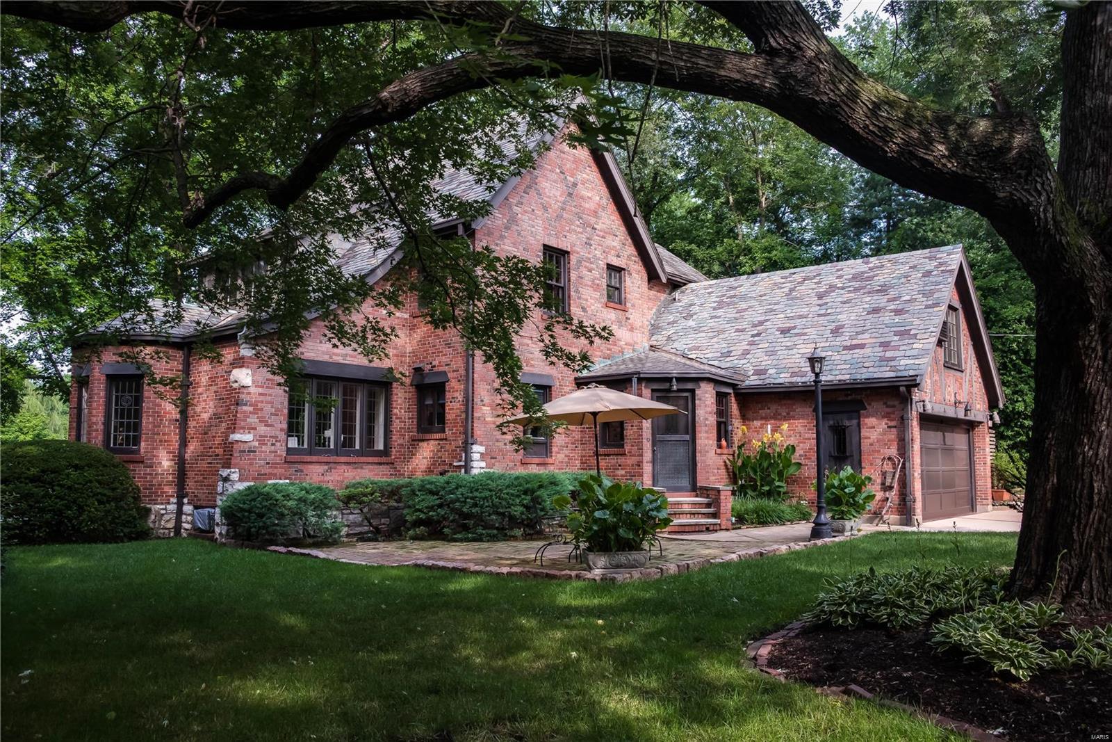 La Hacienda - Residential