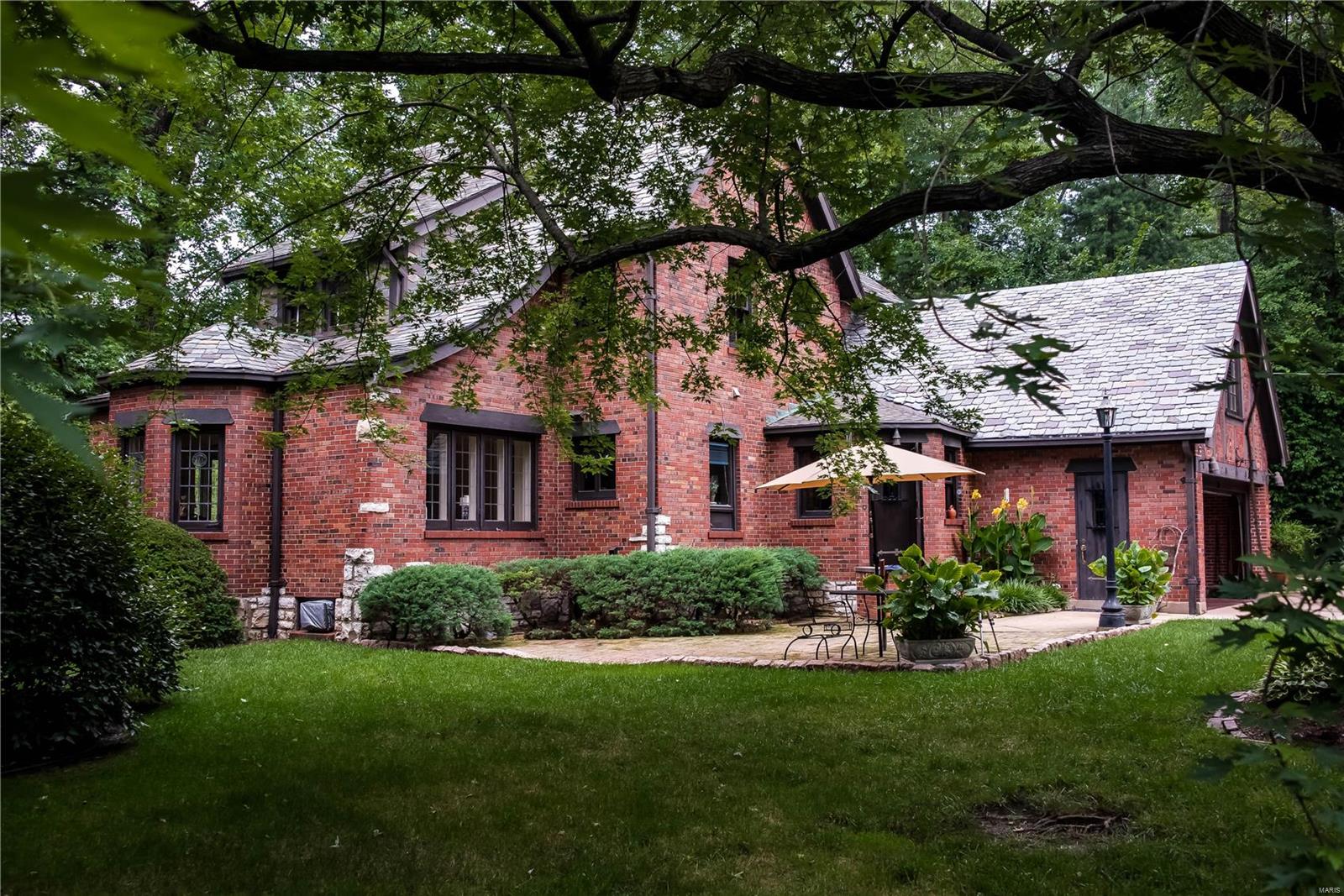 La Hacienda - Residential