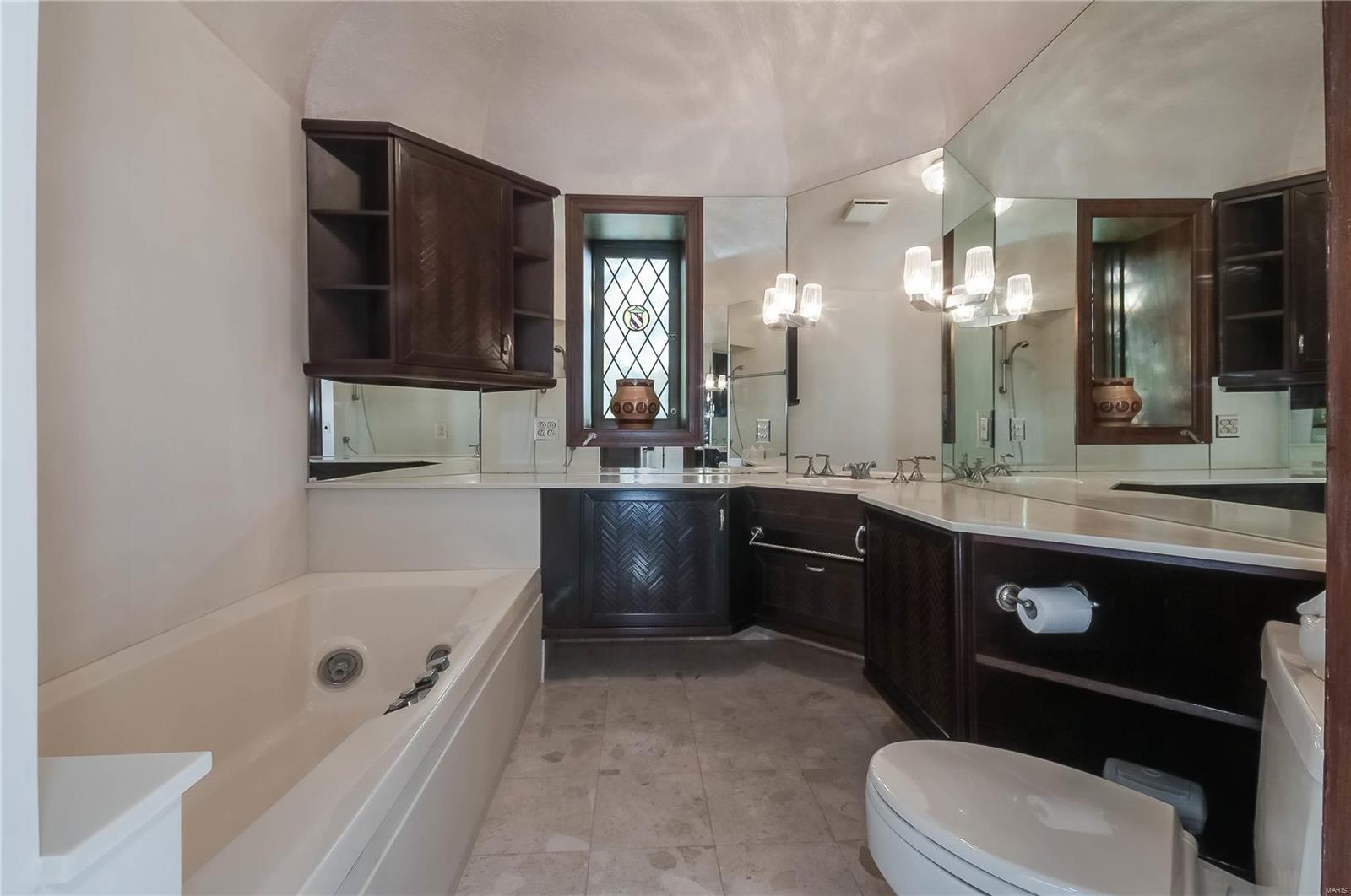 La Hacienda - Residential