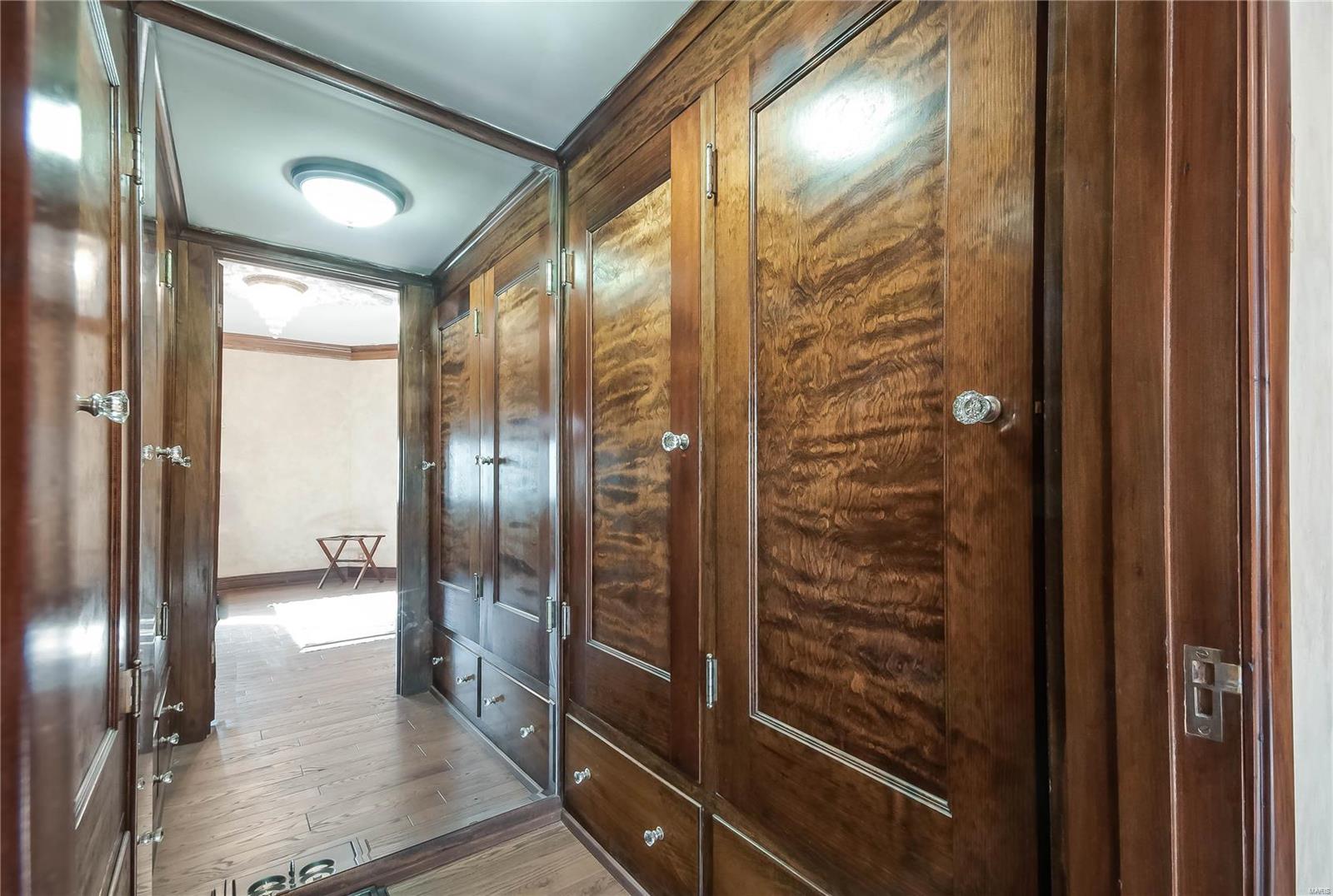 La Hacienda - Residential