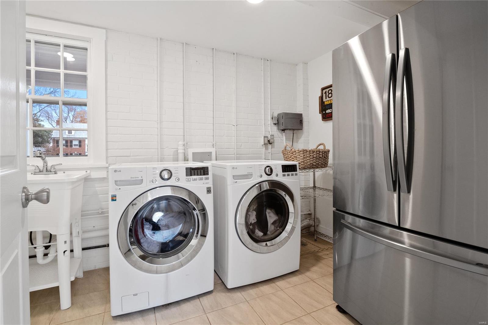 Mc Donald Tr - Residential