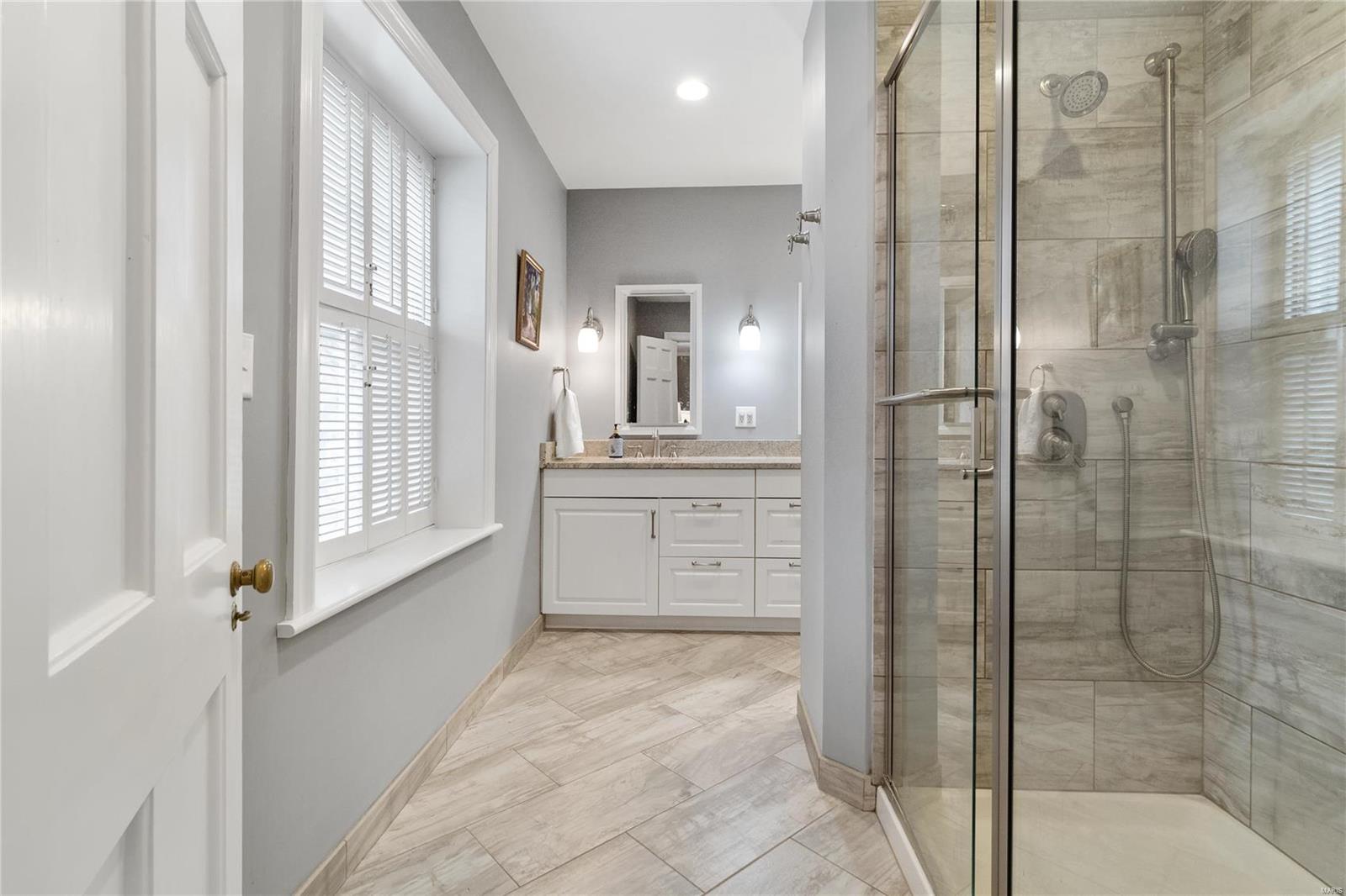 Mc Donald Tr - Residential