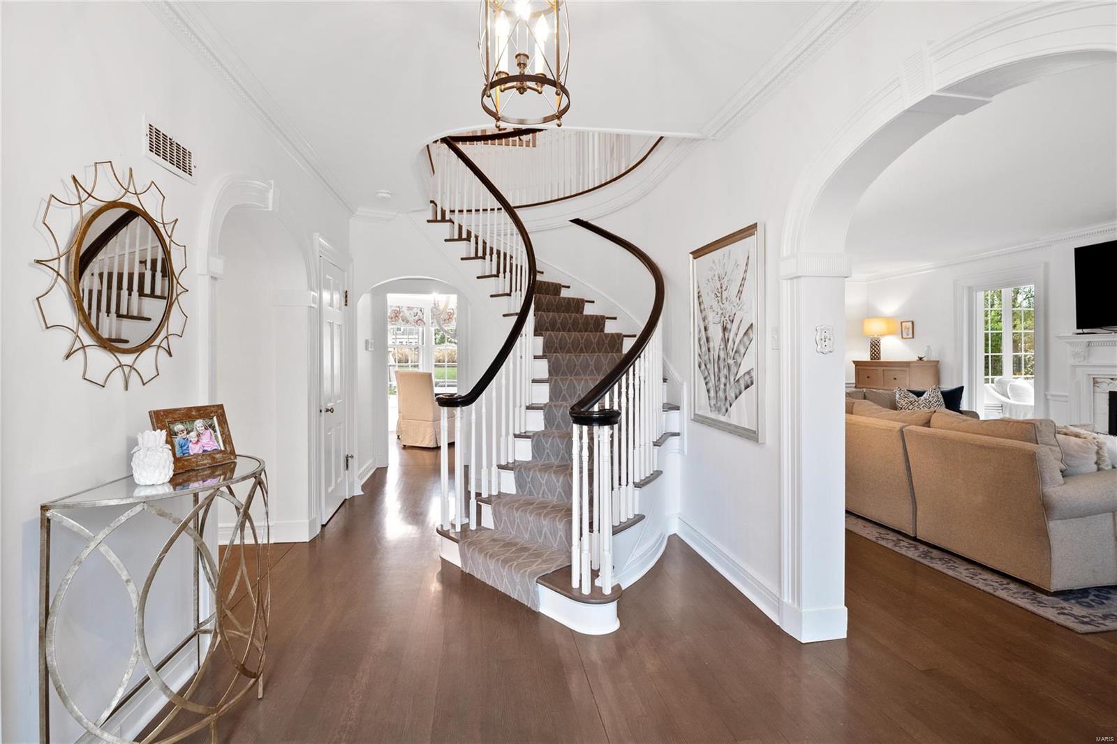 Mc Donald Tr - Residential