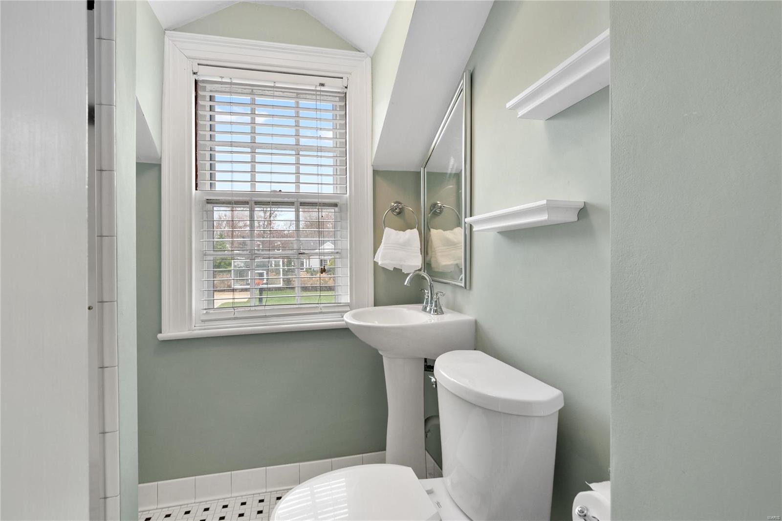 Mc Donald Tr - Residential