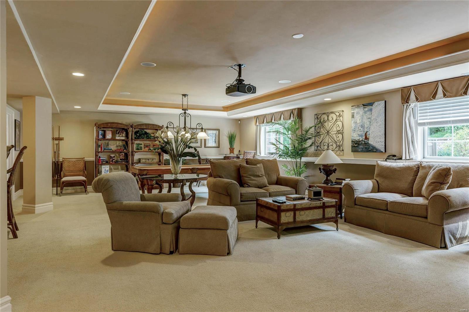 Villas At Meadowbrook - Residential