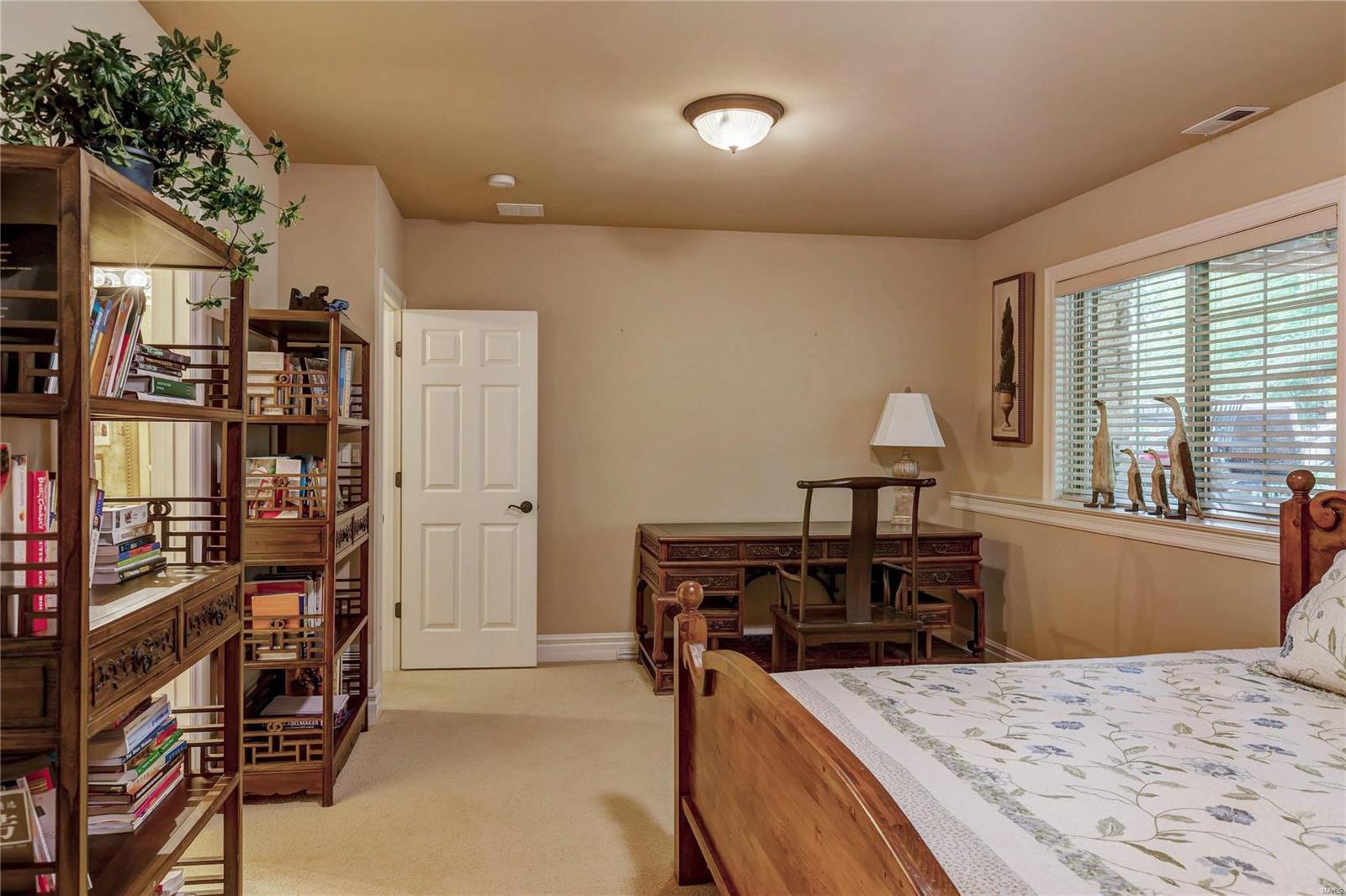 Villas At Meadowbrook - Residential