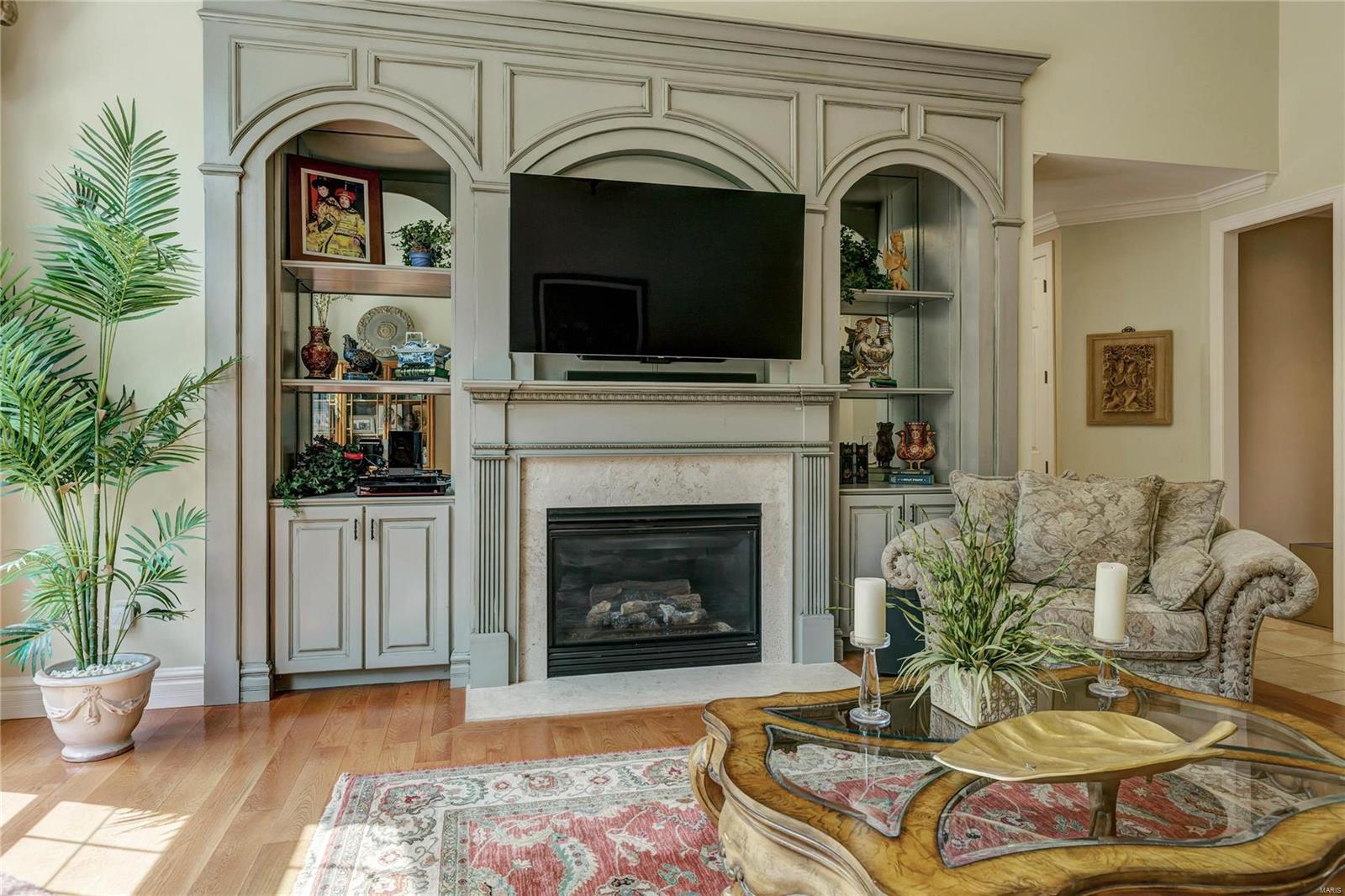 Villas At Meadowbrook - Residential