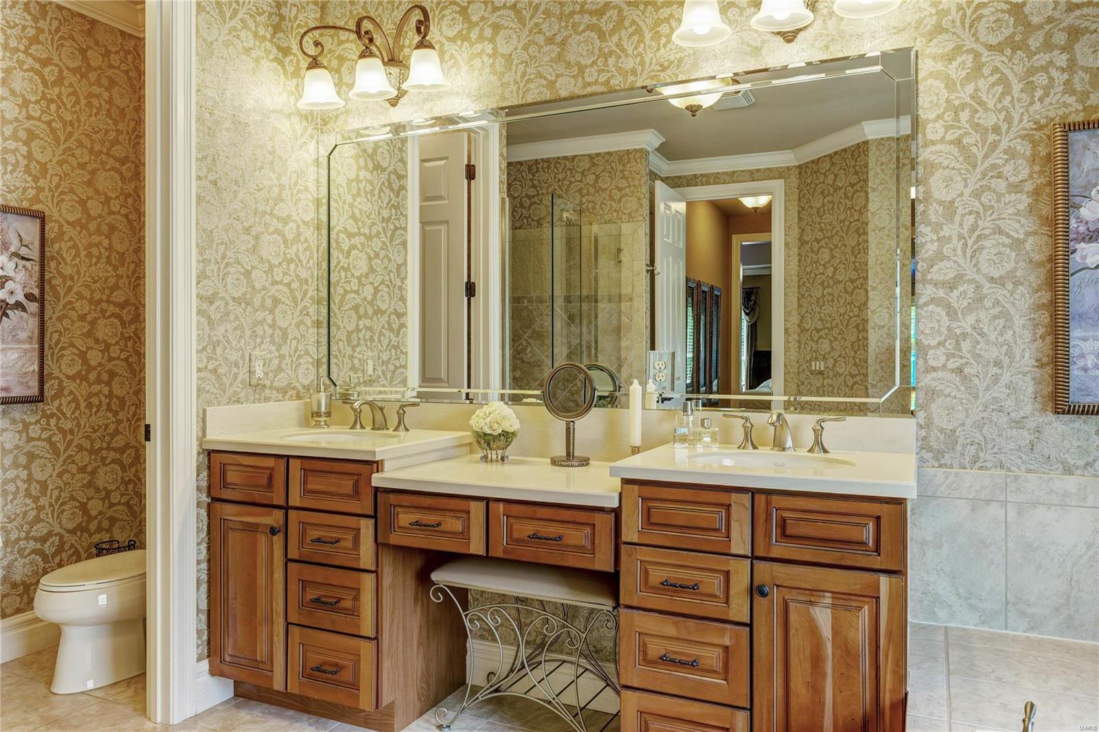 Villas At Meadowbrook - Residential