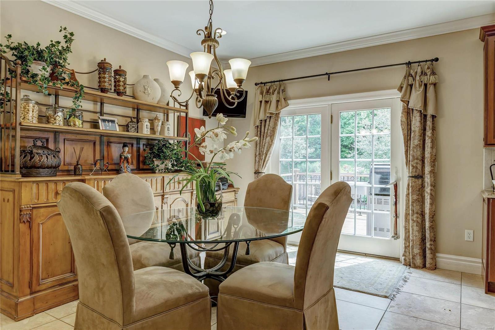 Villas At Meadowbrook - Residential