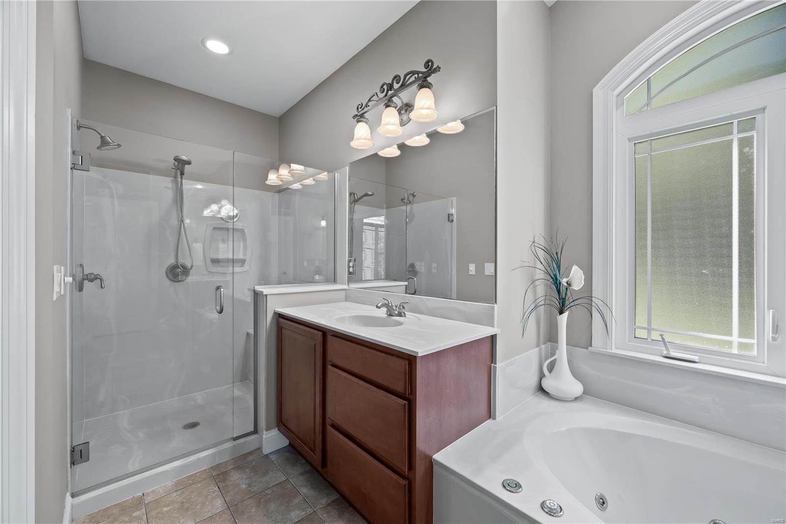 Summit Estate - Residential