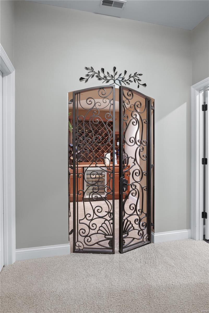 Summit Estate - Residential