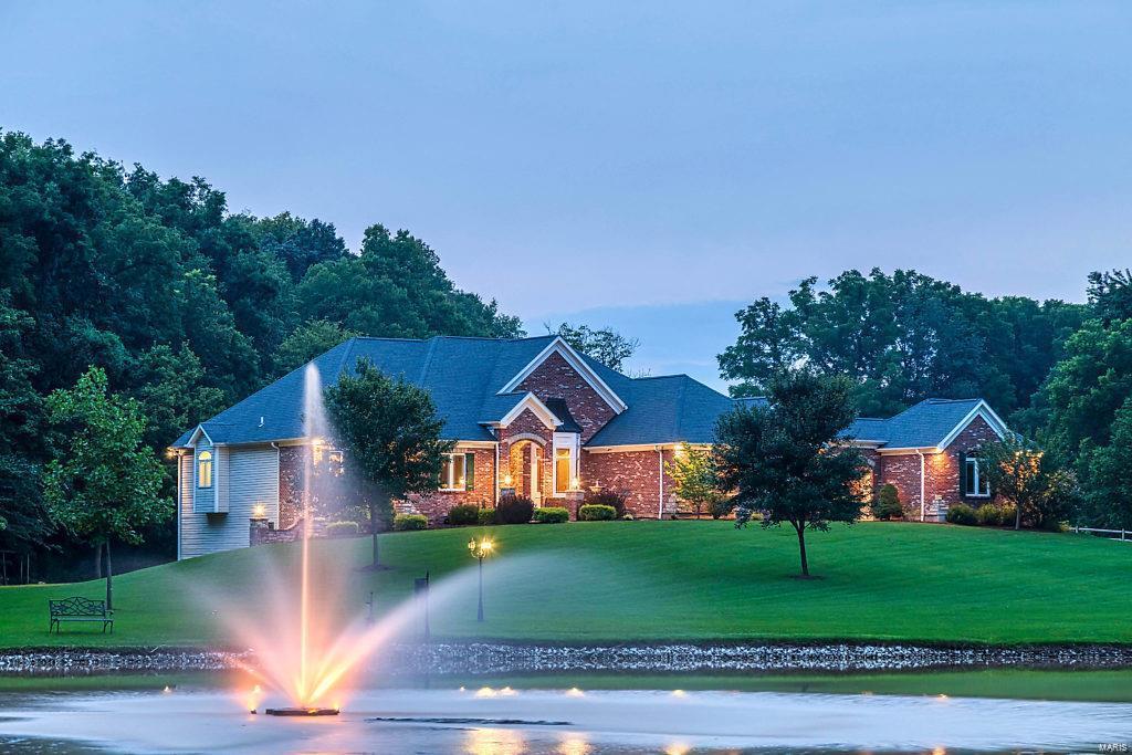 Summit Estate - Residential